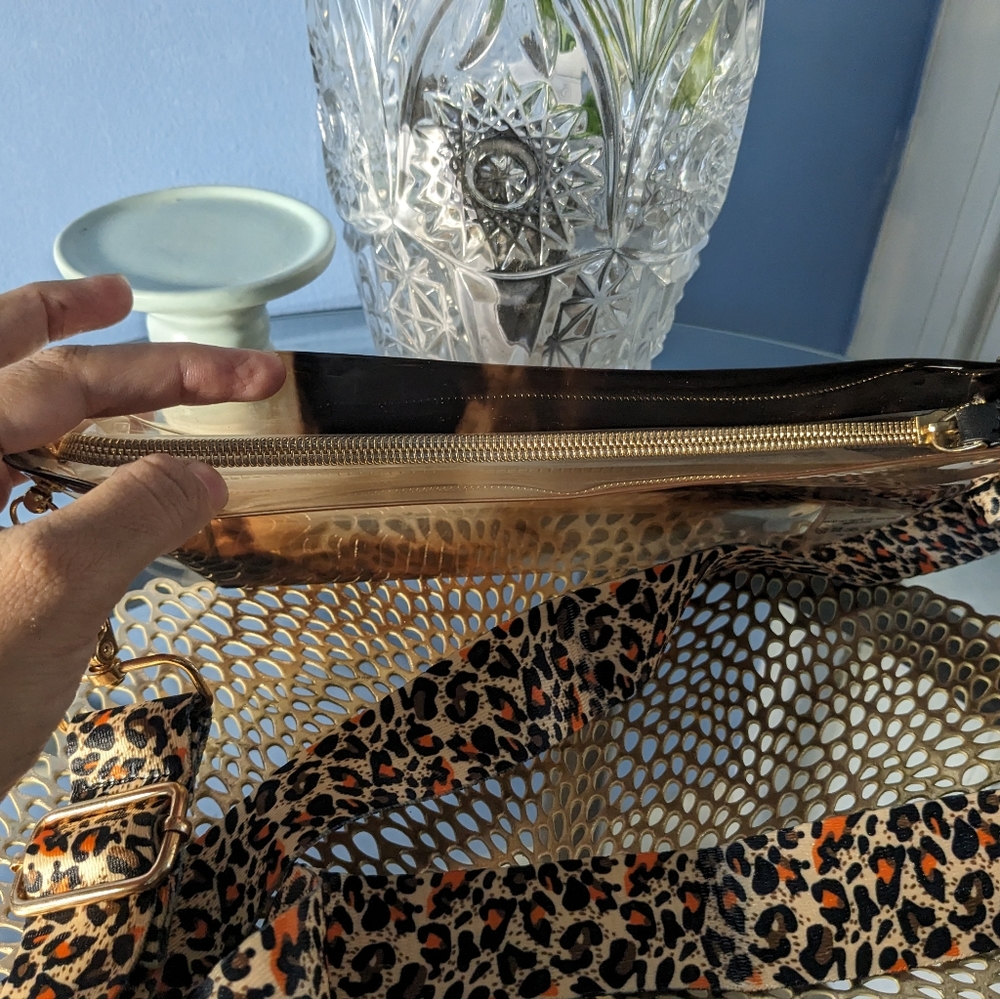 Burberry - Picture 7 of 10